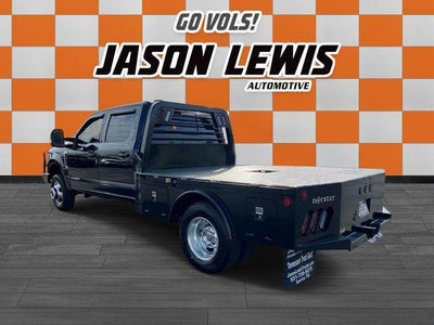 2022 Ford Super Duty F-350 DRW LARIAT 4WD Crew Cab 8' Box