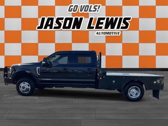 2022 Ford Super Duty F-350 DRW LARIAT 4WD Crew Cab 8' Box