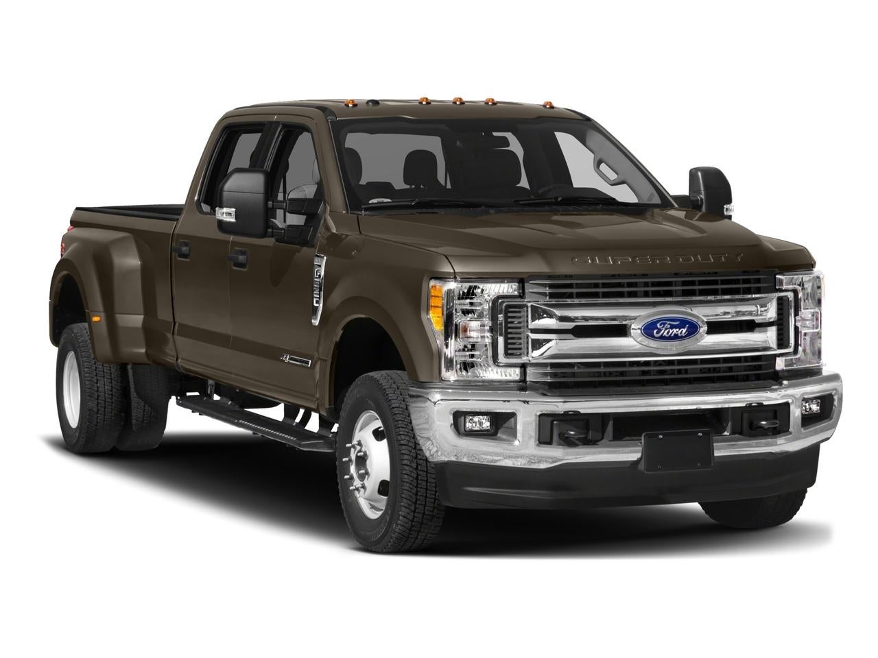 2017 Ford Super Duty F-350 DRW XLT 4WD Crew Cab 8' Box