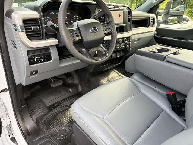 2024 Ford Super Duty F-250 SRW XL 4WD Reg Cab 8' Box