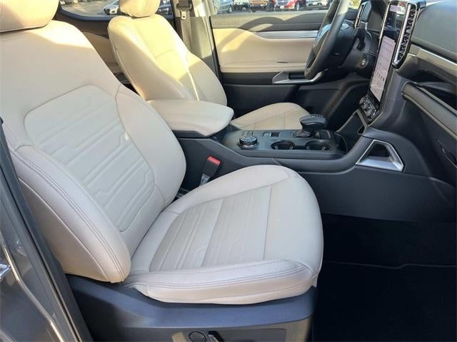 2024 Ford Ranger LARIAT 4WD SuperCrew 5' Box