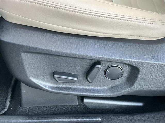 2024 Ford Ranger LARIAT 4WD SuperCrew 5' Box