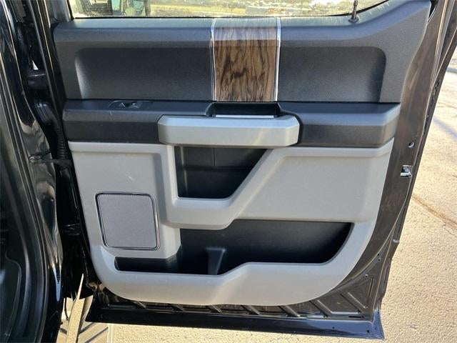 2018 Ford F-150 LARIAT 4WD SuperCrew 5.5' Box