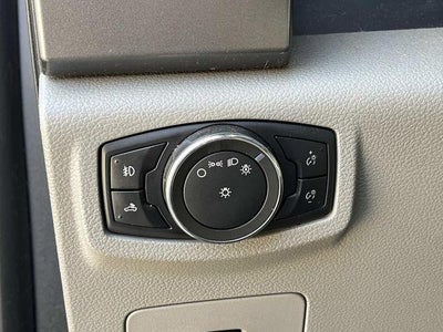 2016 Ford F-150 4WD SuperCrew 5-1/2 Ft Box XLT
