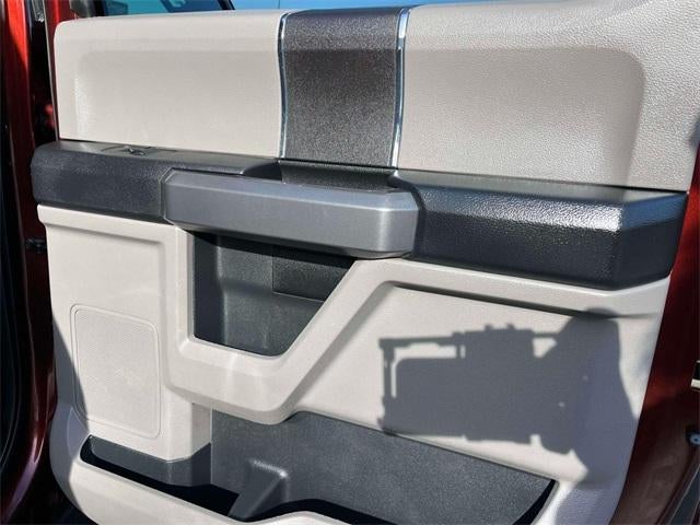 2015 Ford F-150 4WD SuperCrew 5-1/2 Ft Box XLT