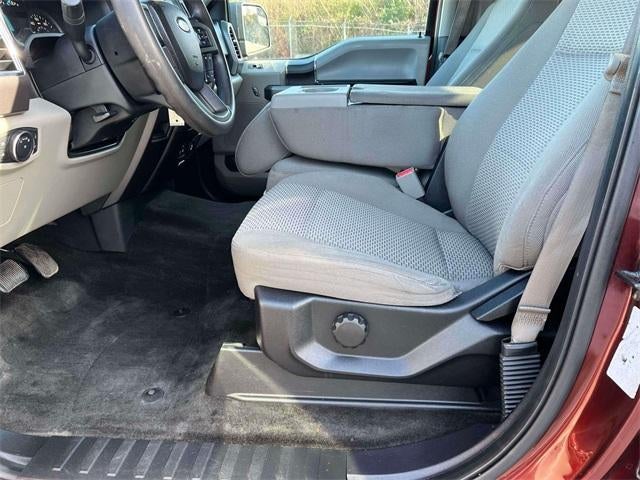 2015 Ford F-150 4WD SuperCrew 5-1/2 Ft Box XLT