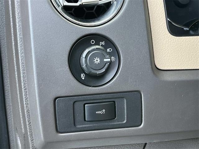 2013 Ford F-150 2WD SuperCrew 5-1/2 Ft Box XLT