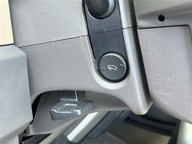 2013 Ford F-150 2WD SuperCrew 5-1/2 Ft Box XLT