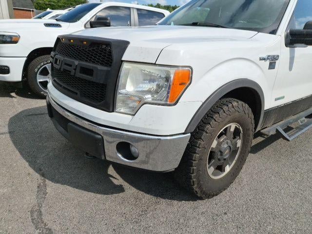2013 Ford F-150 2WD SuperCrew 5-1/2 Ft Box XLT