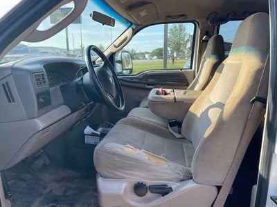2003 Ford Super Duty F-250 Base