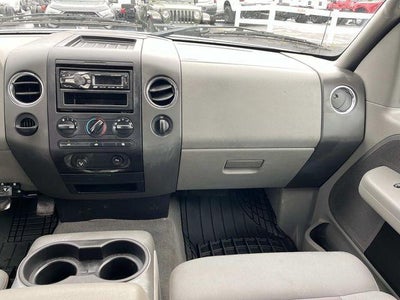 2004 Ford F-150 XLT