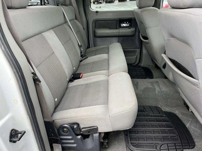 2004 Ford F-150 XLT