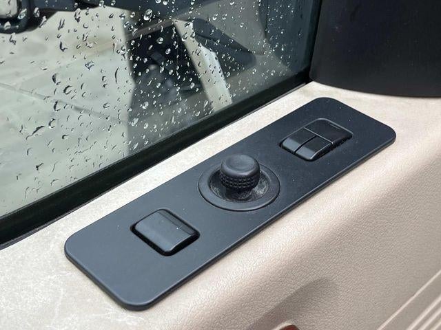 2008 Ford Super Duty F-250 SRW 4WD Crew Cab 6-3/4 Ft Box King Ranch