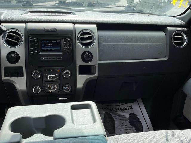 2014 Ford F-150 4WD SuperCab 8 Ft Box XLT w/HD Payload Pkg