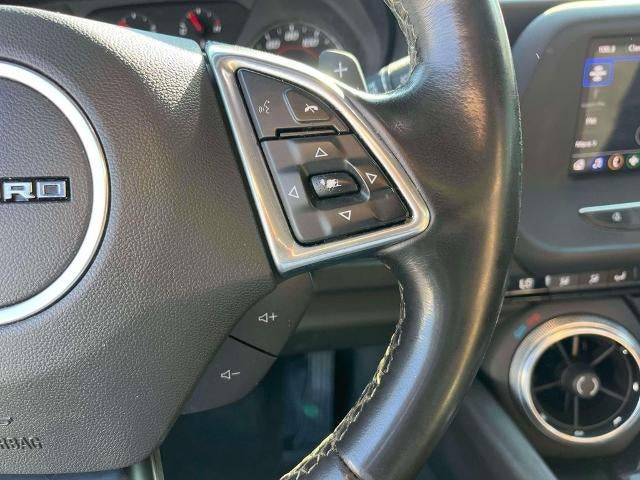2021 Chevrolet Camaro 2dr Coupe 1LT
