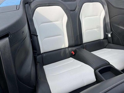 2022 Chevrolet Camaro 2dr Convertible 2LT