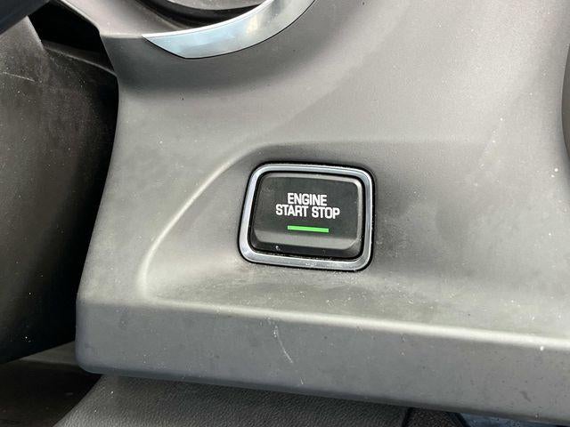 2022 Chevrolet Camaro 2dr Convertible 2LT