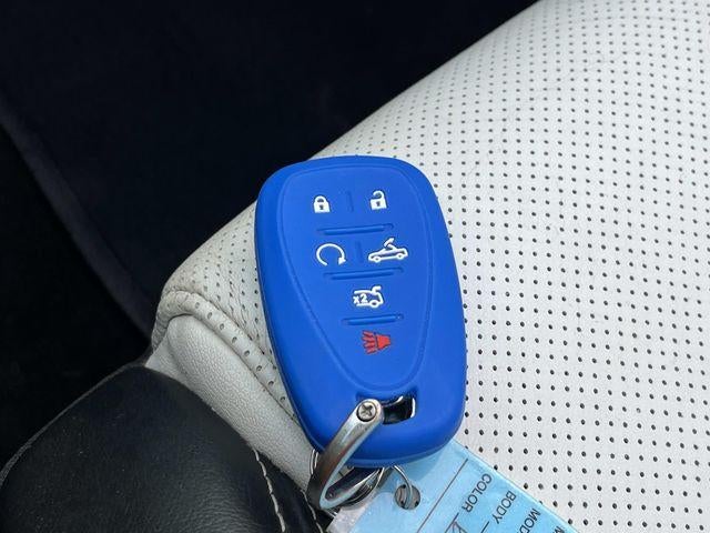 2022 Chevrolet Camaro 2dr Convertible 2LT