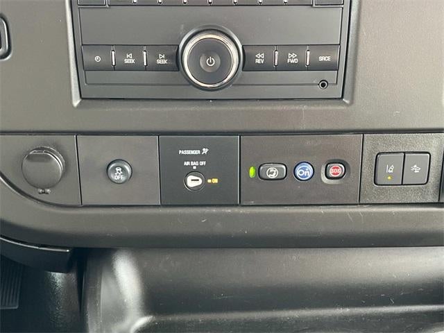 2019 Chevrolet Express Passenger 3500 Regular Wheelbase Rear-Wheel Drive 1LT