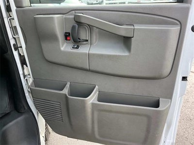 2019 Chevrolet Express Passenger 3500 Regular Wheelbase Rear-Wheel Drive 1LT