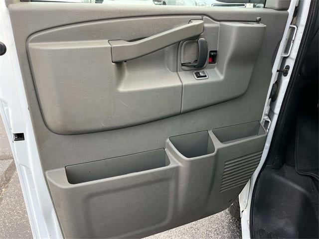 2019 Chevrolet Express Passenger 3500 Regular Wheelbase Rear-Wheel Drive 1LT