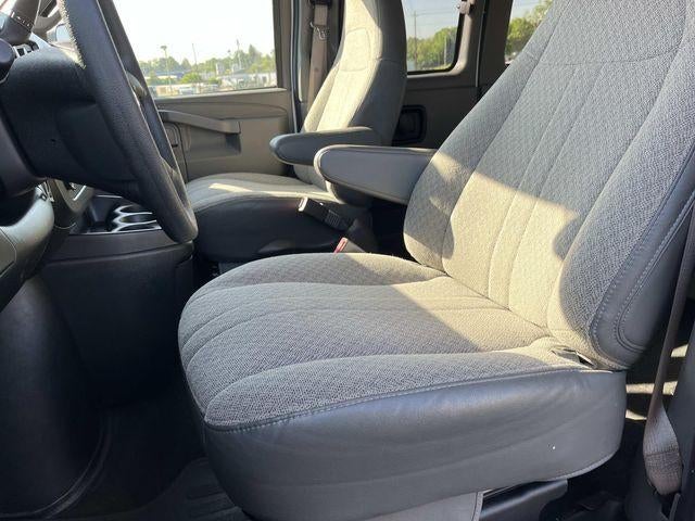 2024 Chevrolet Express Passenger 3500 Extended Wheelbase Rear-Wheel Drive 1LT