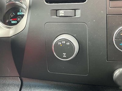 2014 Chevrolet Silverado 2500 HD Crew Cab Standard Box 4-Wheel Drive LT