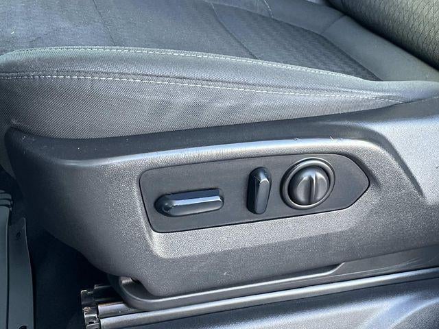 2022 Chevrolet Silverado 2500 HD Crew Cab Standard Box 4-Wheel Drive Custom