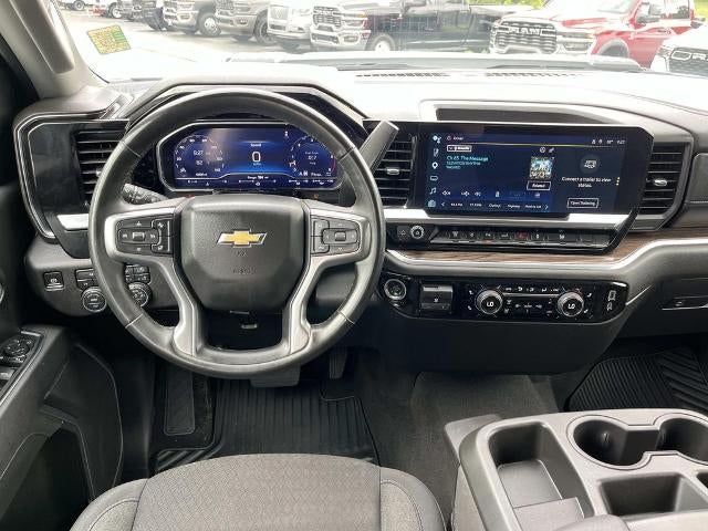 2025 Chevrolet Silverado 3500 HD Crew Cab Long Box 4-Wheel Drive LT