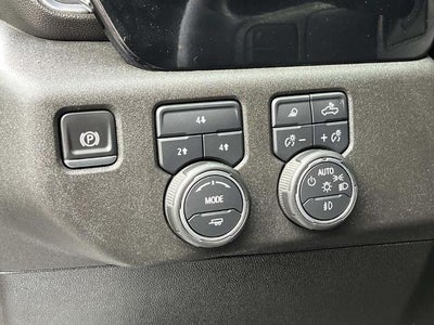 2025 Chevrolet Silverado 3500 HD Crew Cab Long Box 4-Wheel Drive LT