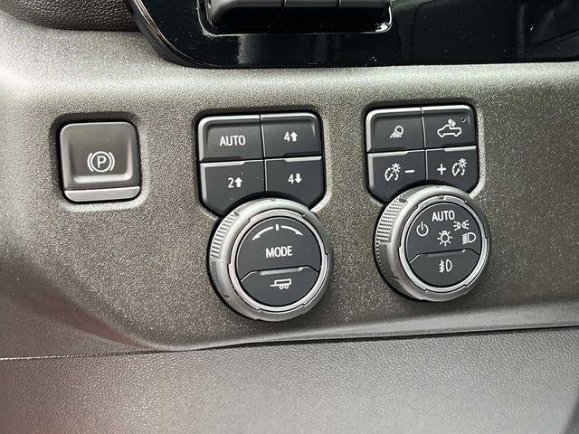 2024 Chevrolet Silverado 2500 HD Crew Cab Standard Box 4-Wheel Drive LTZ