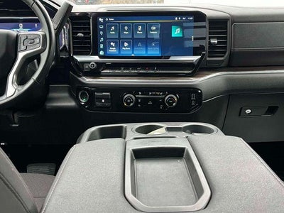 2024 Chevrolet Silverado 3500 HD Crew Cab Long Box 4-Wheel Drive LT