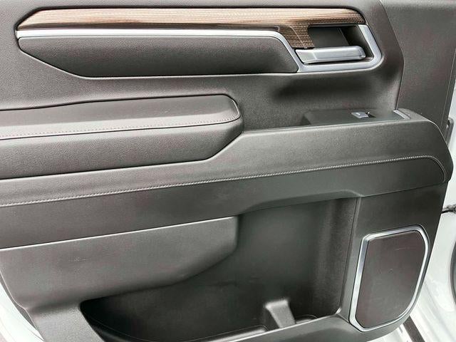 2024 Chevrolet Silverado 3500 HD Crew Cab Long Box 4-Wheel Drive LT