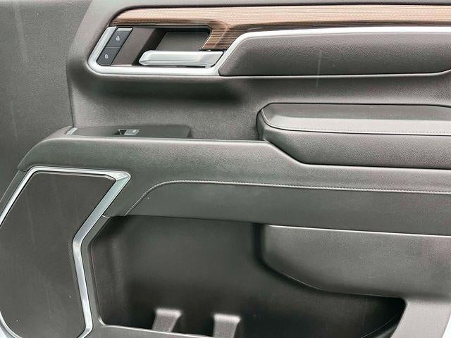 2024 Chevrolet Silverado 3500 HD Crew Cab Long Box 4-Wheel Drive LT