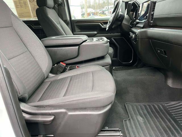 2024 Chevrolet Silverado 3500 HD Crew Cab Long Box 4-Wheel Drive LT