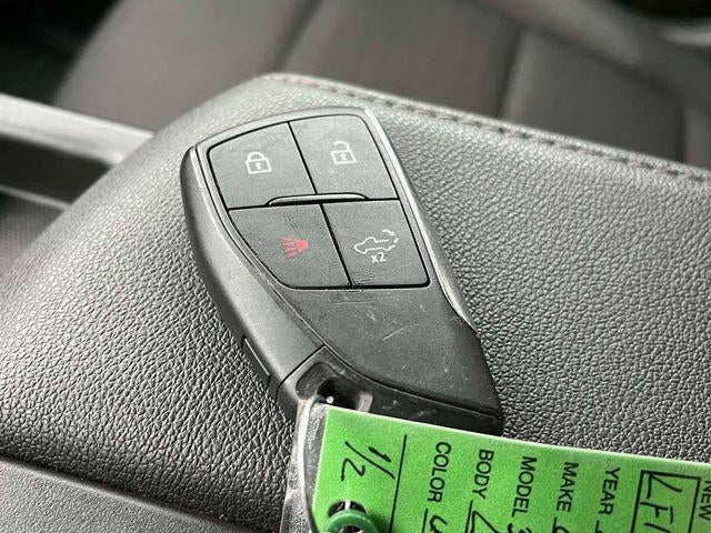 2024 Chevrolet Silverado 3500 HD Crew Cab Long Box 4-Wheel Drive LT