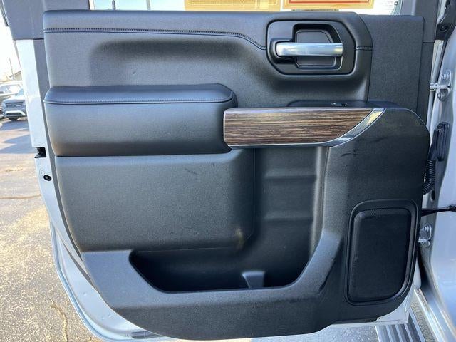 2021 Chevrolet Silverado 3500 HD Crew Cab Long Box 4-Wheel Drive High Country