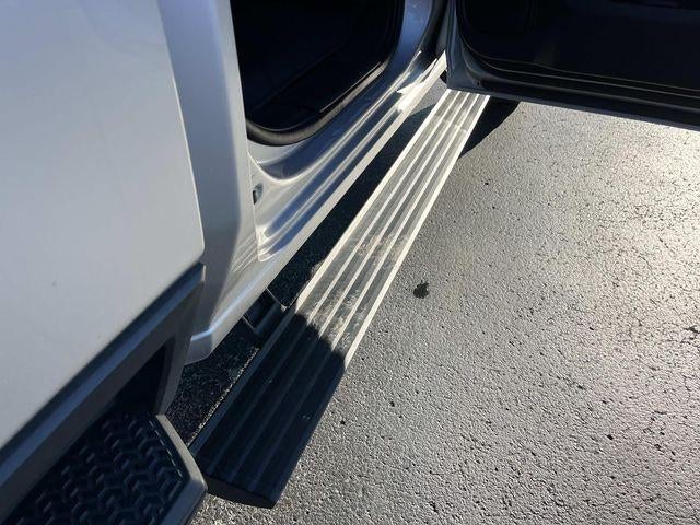 2021 Chevrolet Silverado 3500 HD Crew Cab Long Box 4-Wheel Drive High Country