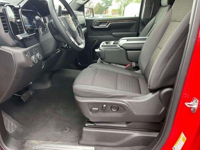 2025 Chevrolet Silverado 1500 Crew Cab Short Box 2-Wheel Drive LT