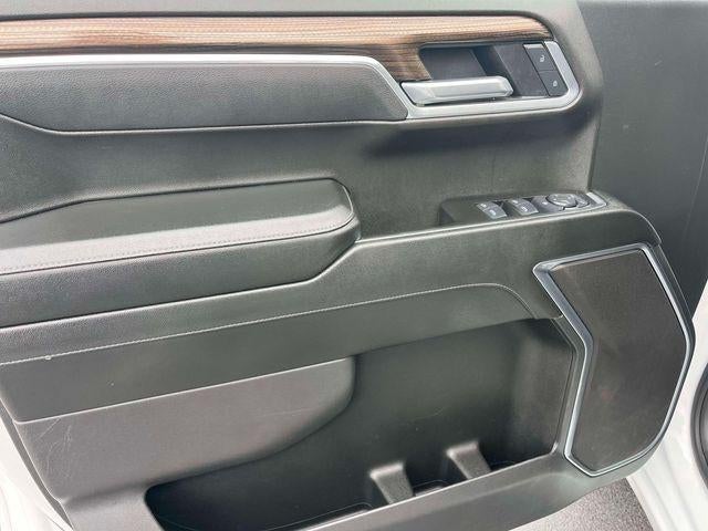 2025 Chevrolet Silverado 1500 Crew Cab Short Box 4-Wheel Drive LT 1LT