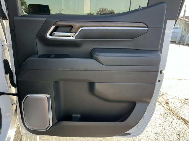 2025 Chevrolet Silverado 1500 Crew Cab Short Box 4-Wheel Drive High Country