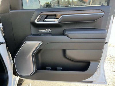 2025 Chevrolet Silverado 1500 Crew Cab Short Box 4-Wheel Drive High Country