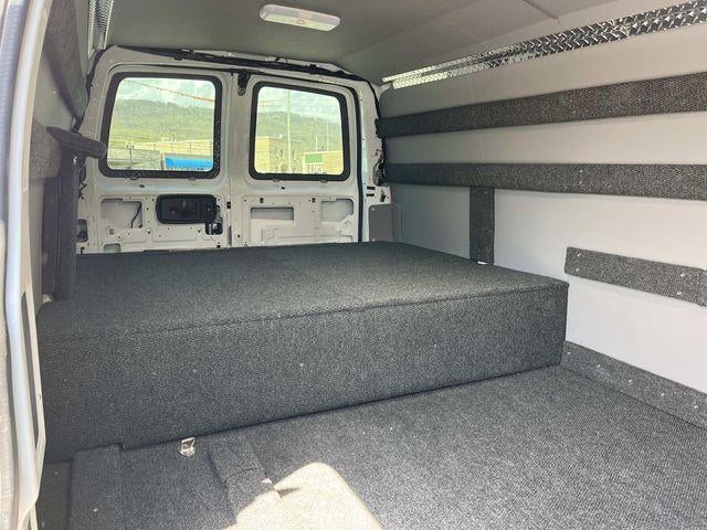2018 Chevrolet Express Cargo Van 2500 Extended Wheelbase Rear-Wheel Drive