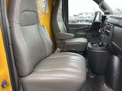 2017 GMC Savana Commercial Cutaway 3500 Van 177"