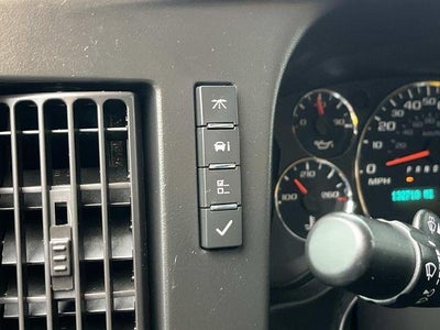 2017 GMC Savana Commercial Cutaway 3500 Van 177"