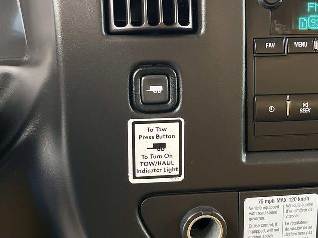 2017 GMC Savana Commercial Cutaway 3500 Van 177"