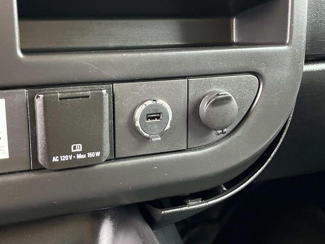 2017 GMC Savana Commercial Cutaway 3500 Van 177"