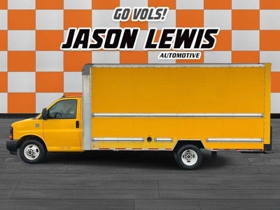 2017 GMC Savana Commercial Cutaway 3500 Van 177"