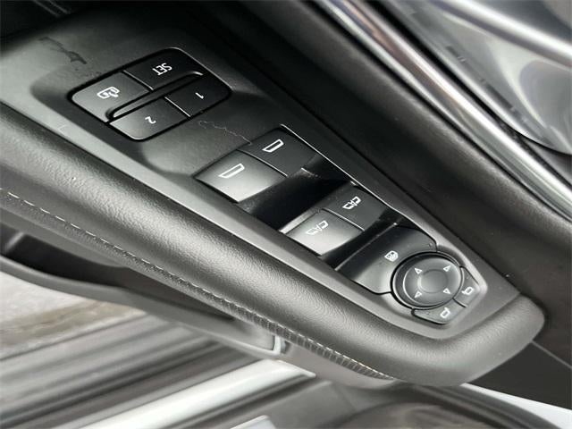 2024 GMC Yukon 4WD 4dr SLT