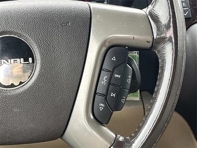 2011 GMC Yukon XL AWD 4dr 1500 Denali